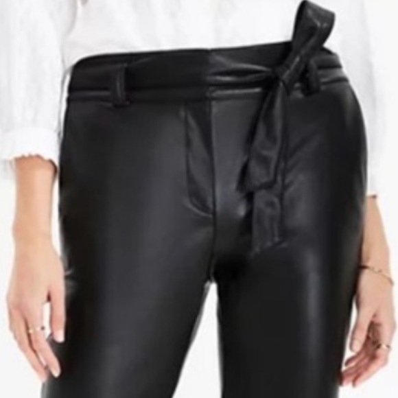 NWT LOFT High Waisted Black Faux Leather Tapered Leg Pants with Tie Belt Size 4 - Picture 3 of 6